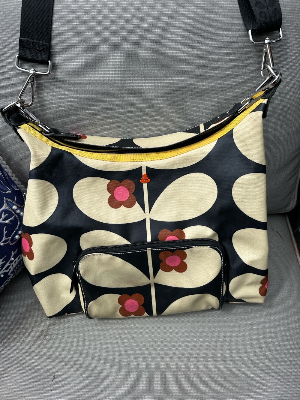 Orla Kiely small scoop hobo bag Floral/stem-Shoulder/ crossbody Bag